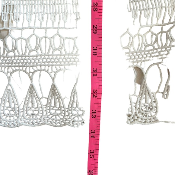 Champagne and Strawberry - Crotchet Dress - Picture 11 of 11